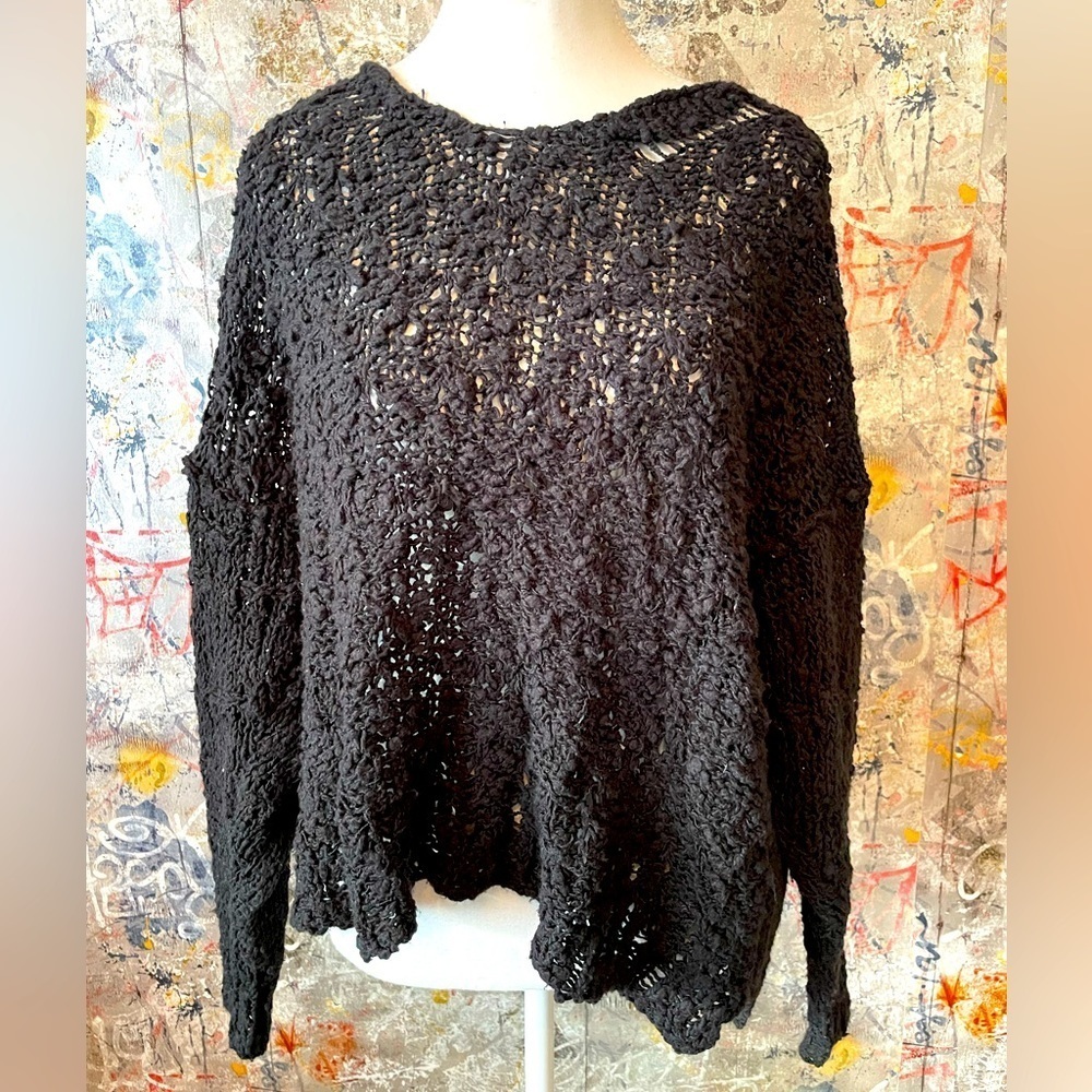 FREE PEOPLE Black Knit Oversized Sweater.